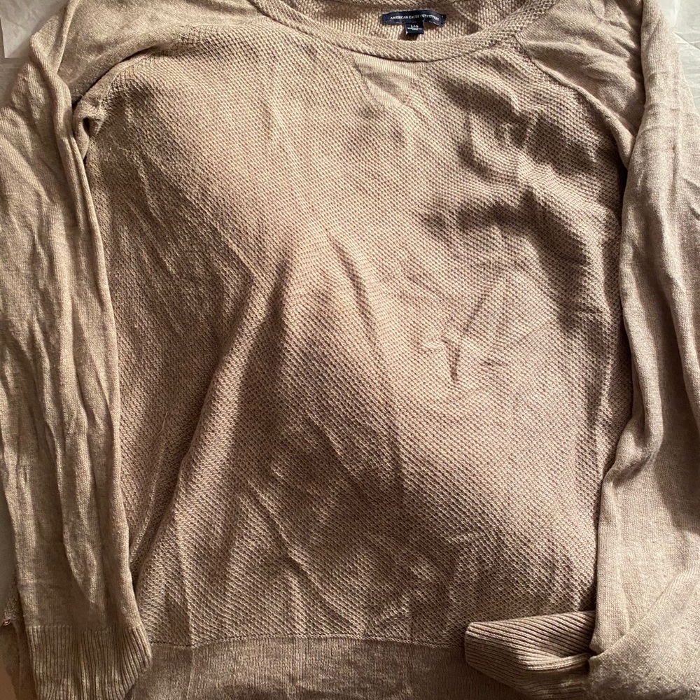 American Eagle Tan shirt